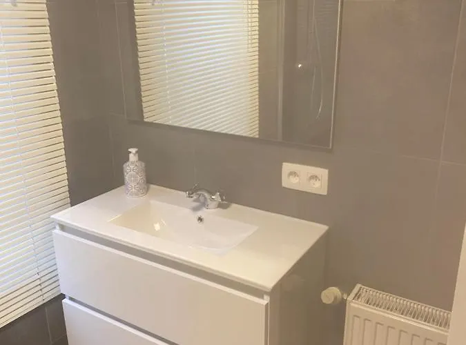 Дом отдыха Chez Mo Ла-Рош-ан-Арден